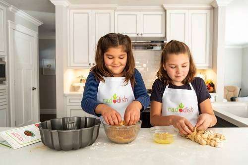 10 kids cooking and baking kits for little aspiring chefs and bakers -   Resources