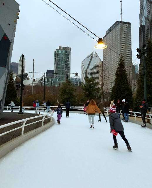 millennium park ice skating